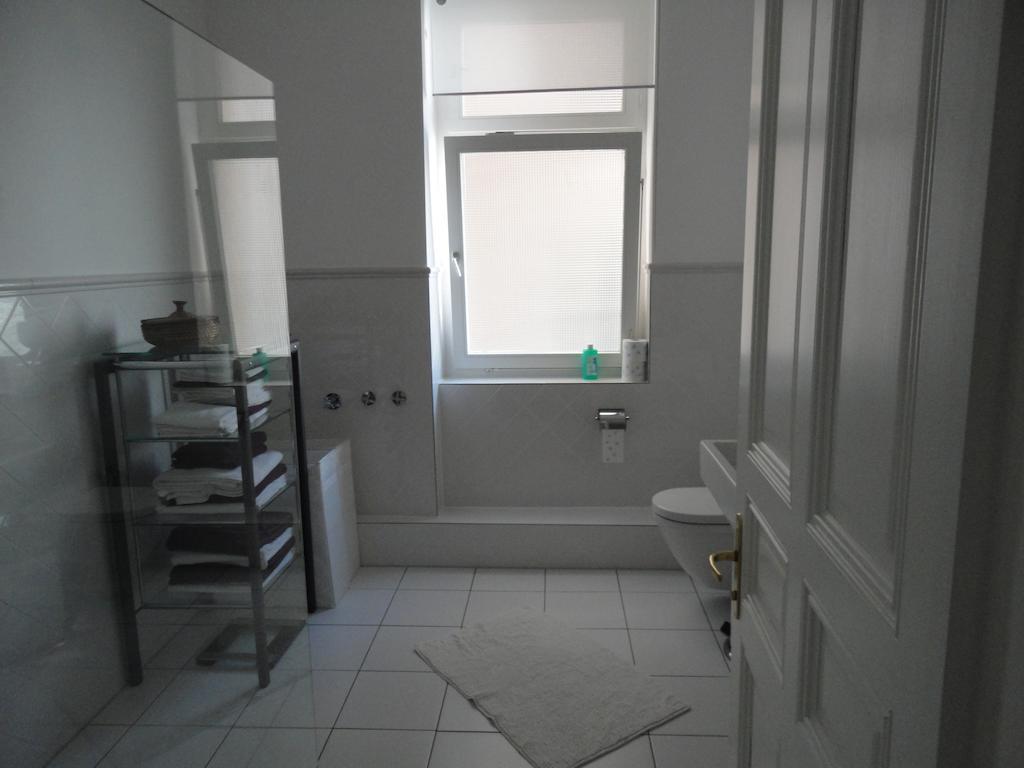 Kernerapartement Stoccarda Camera foto
